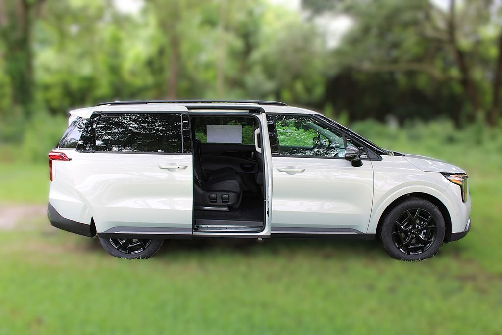 New 2026 Kia Carnival SX Prestige FWD image 6
