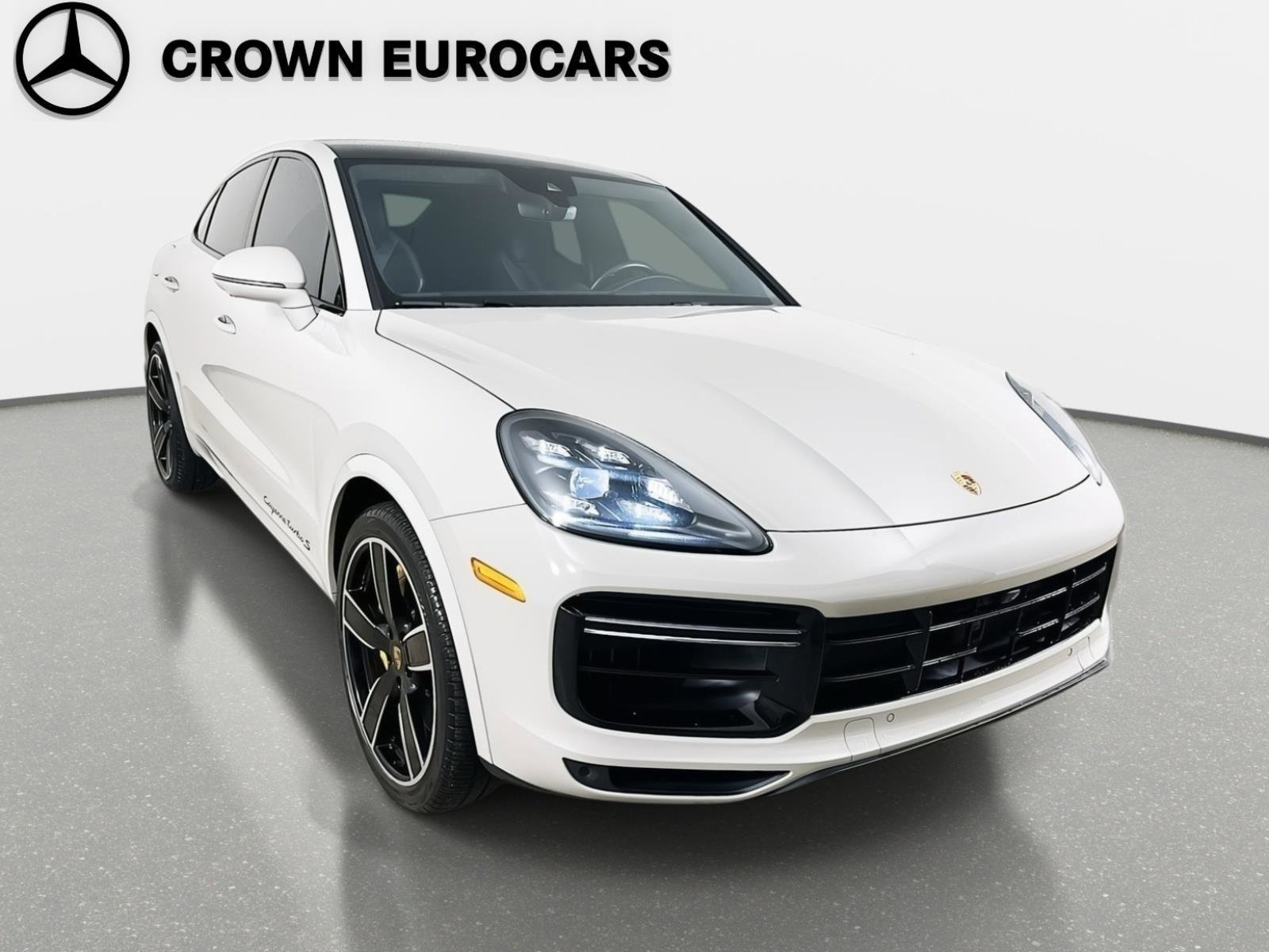 Used 2020 Porsche Cayenne Turbo S image 3