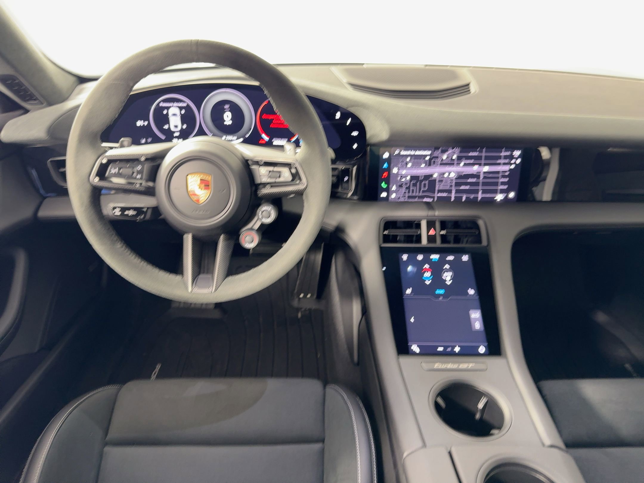 Used 2025 Porsche Taycan Turbo GT image 26