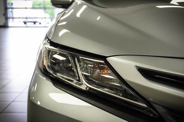 Used 2019 Toyota Camry SE w/ Audio Package FWD image 28