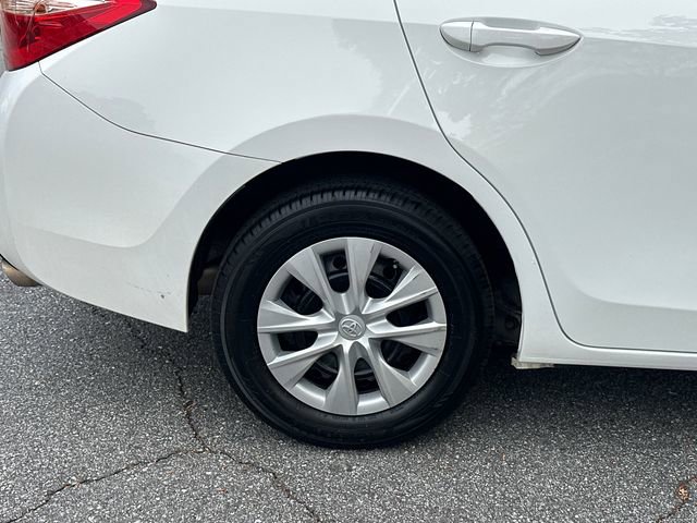 Used 2018 Toyota Corolla L FWD image 18