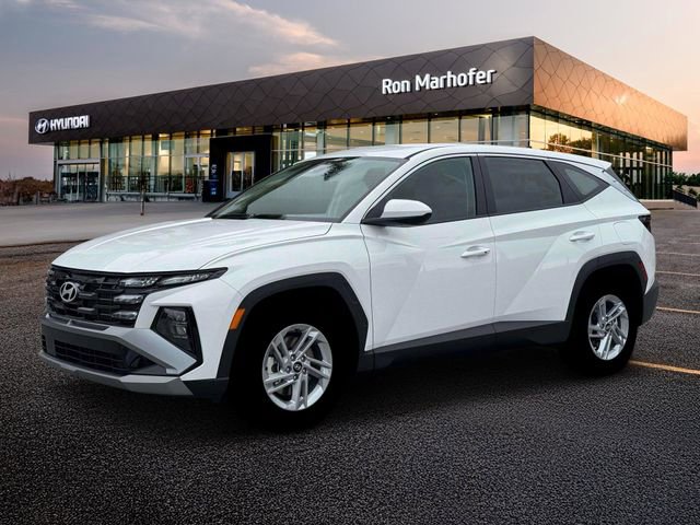 Used 2026 Hyundai Tucson SE image 2