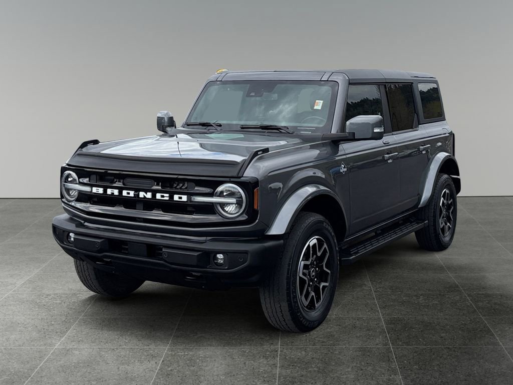 Used 2022 Ford Bronco Outer Banks image 3
