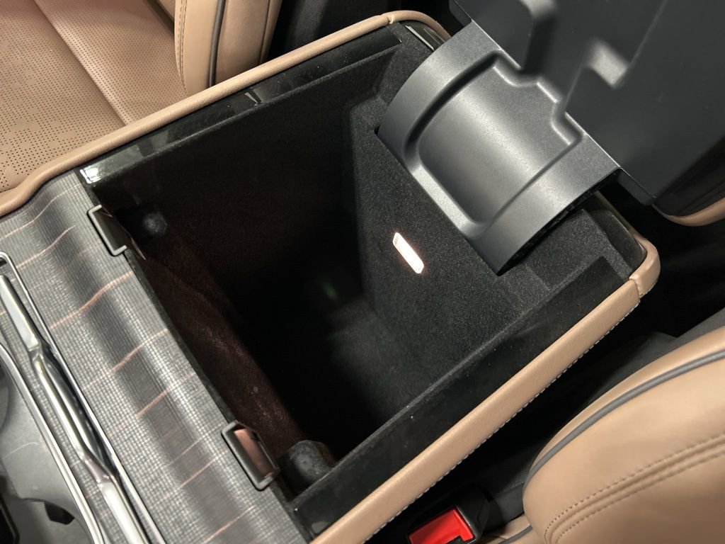 Used 2025 Lincoln Navigator L Black Label image 34