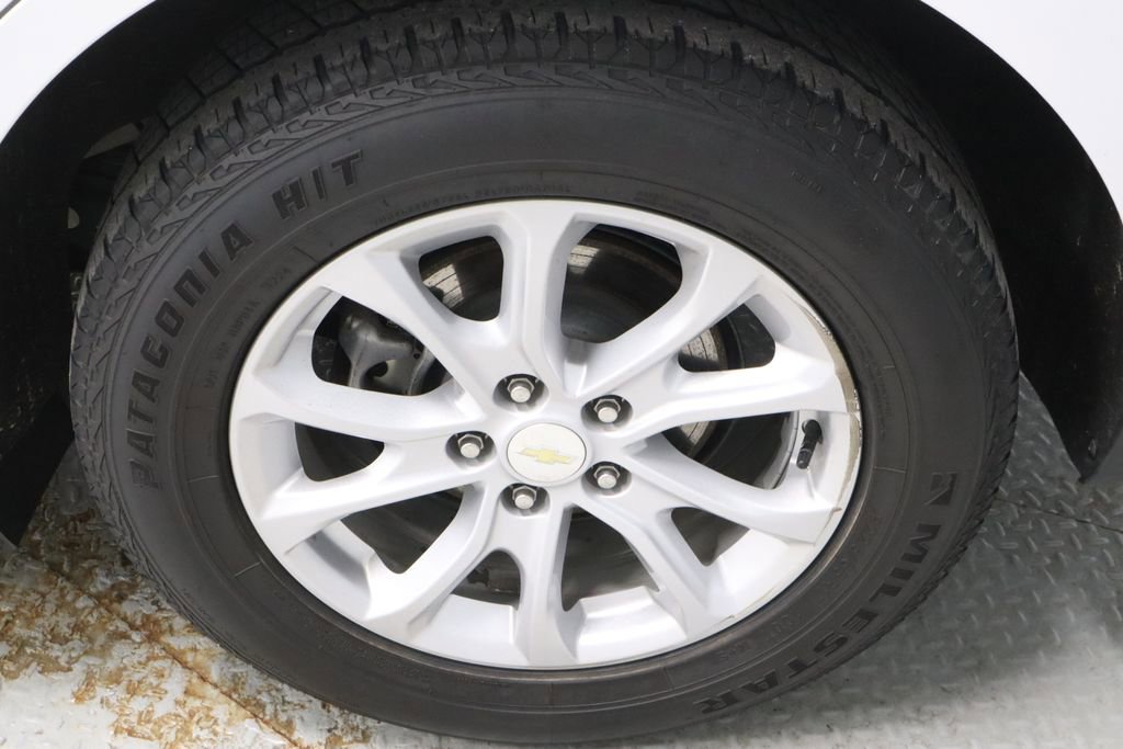 Used 2021 Chevrolet Equinox LT image 19