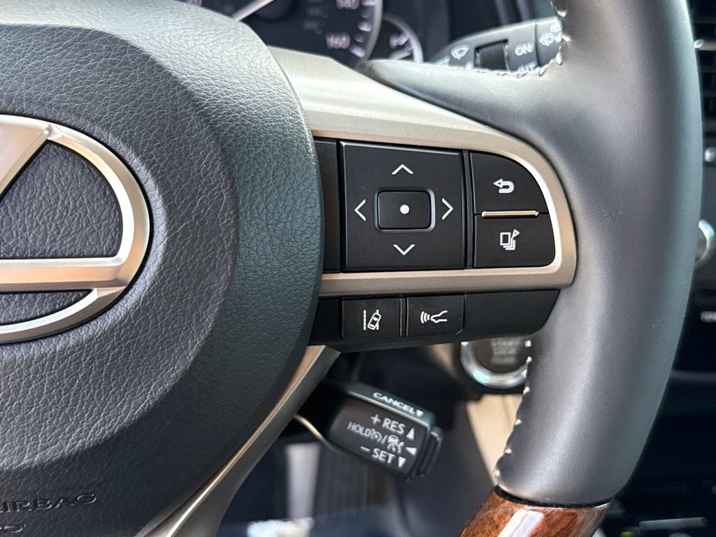 Used 2017 Lexus RX 350 FWD w/ Premium Package image 18