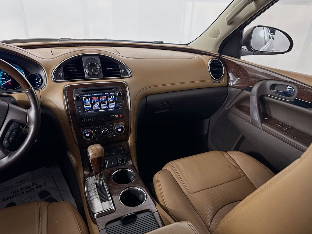 Used 2017 Buick Enclave Leather image 26