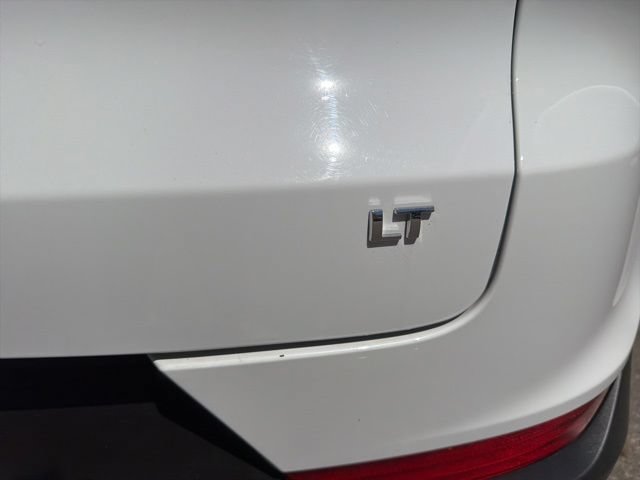 Used 2025 Chevrolet TrailBlazer LT AWD/4WD image 12