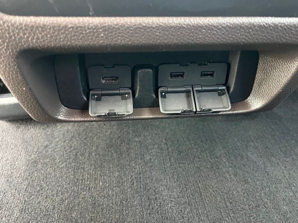 Used 2019 Honda Odyssey Elite image 15