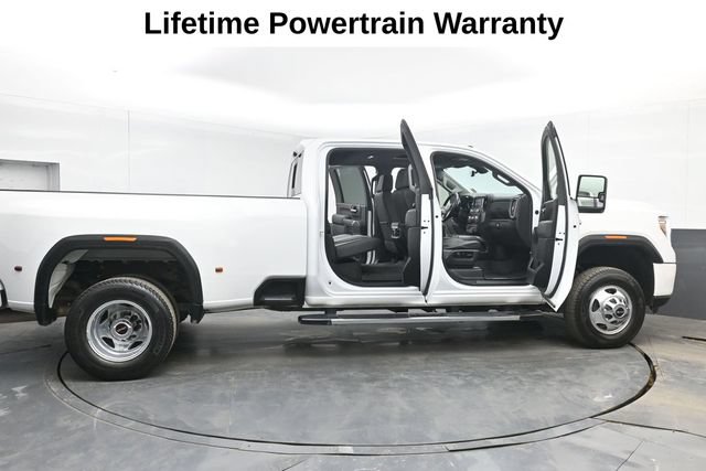 Used 2021 GMC Sierra 3500 Denali w/ Denali Ultimate Package AWD/4WD image 55