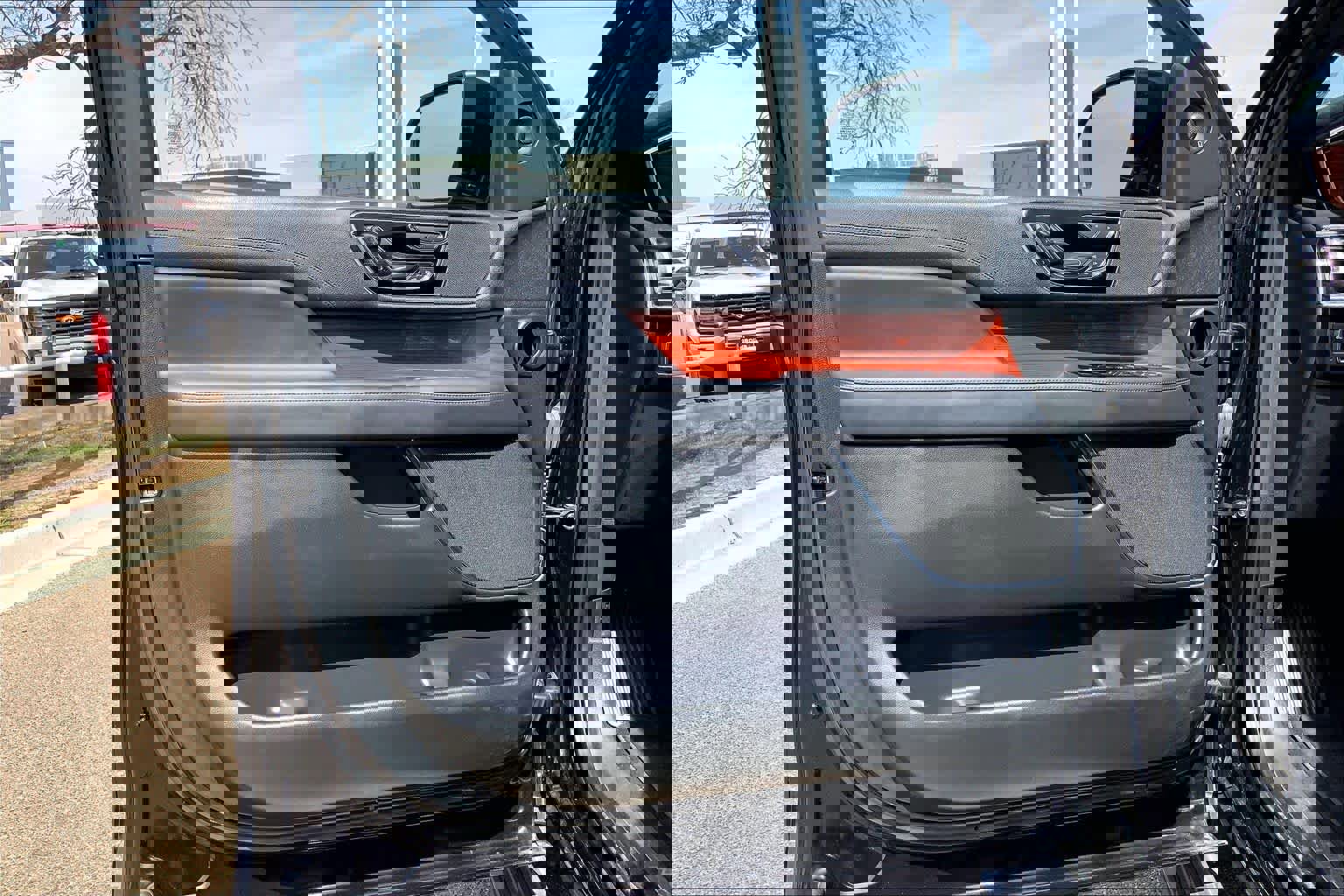 Used 2024 Lincoln Navigator Reserve image 44