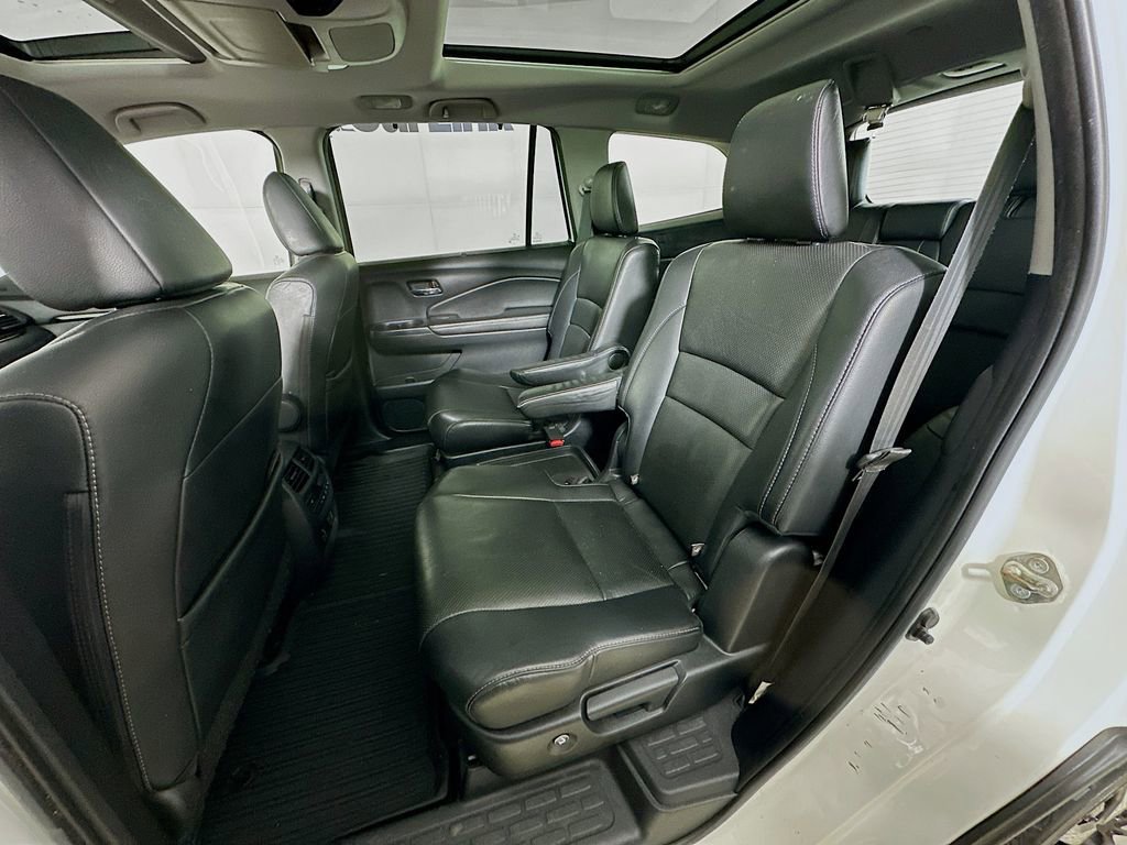 Used 2019 Honda Pilot Elite image 30