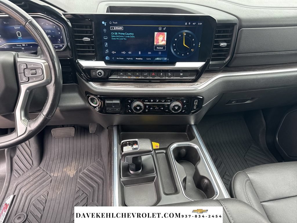 Used 2022 Chevrolet Silverado 1500 LTZ w/ LTZ Premium Package AWD/4WD image 15
