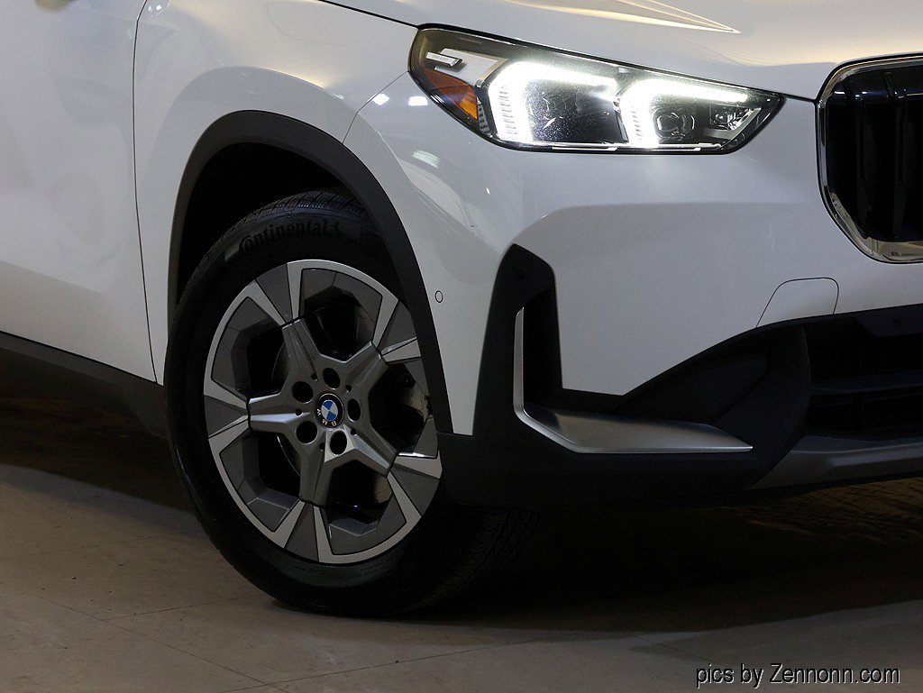 Certified 2023 BMW X1 xDrive28i w/ Convenience Package image 3