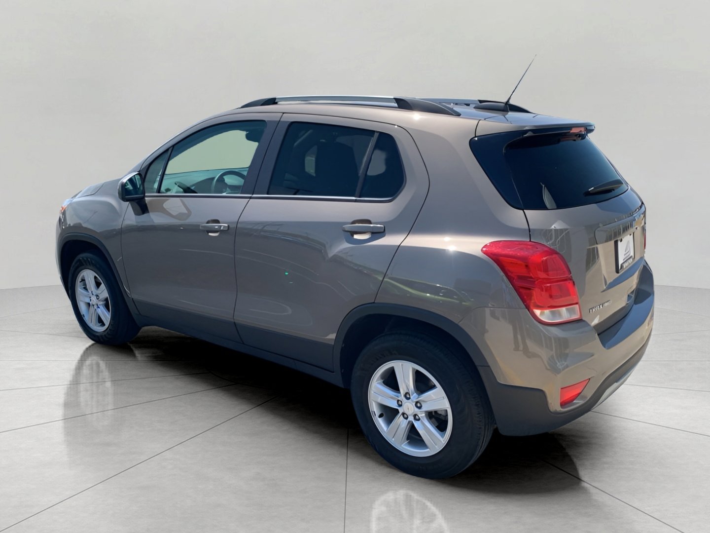 Used 2022 Chevrolet Trax LT w/ LT Convenience Package AWD/4WD image 5