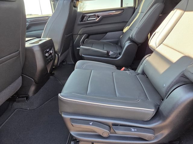 New 2026 GMC Yukon XL Elevation w/ Elevation Premium Package AWD/4WD image 53