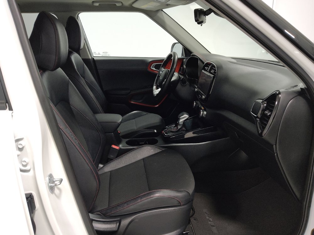 Used 2025 Kia Soul GT-Line image 21