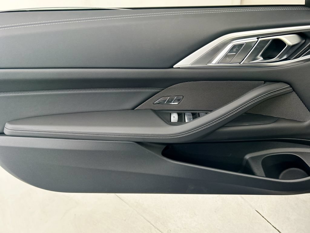 New 2027 BMW M440i Convertible RWD image 22