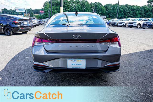 Used 2021 Hyundai Elantra SEL FWD image 12