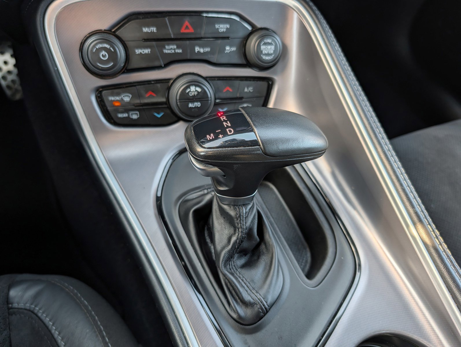 Used 2021 Dodge Challenger GT w/ Plus Package image 27