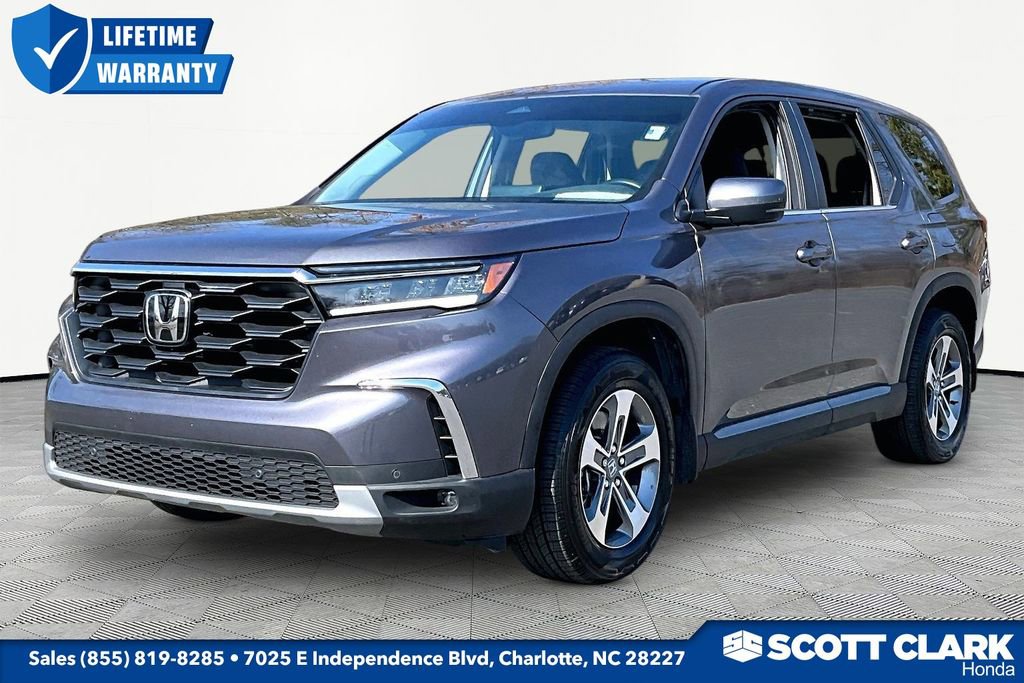 Used 2025 Honda Pilot EX-L image 3