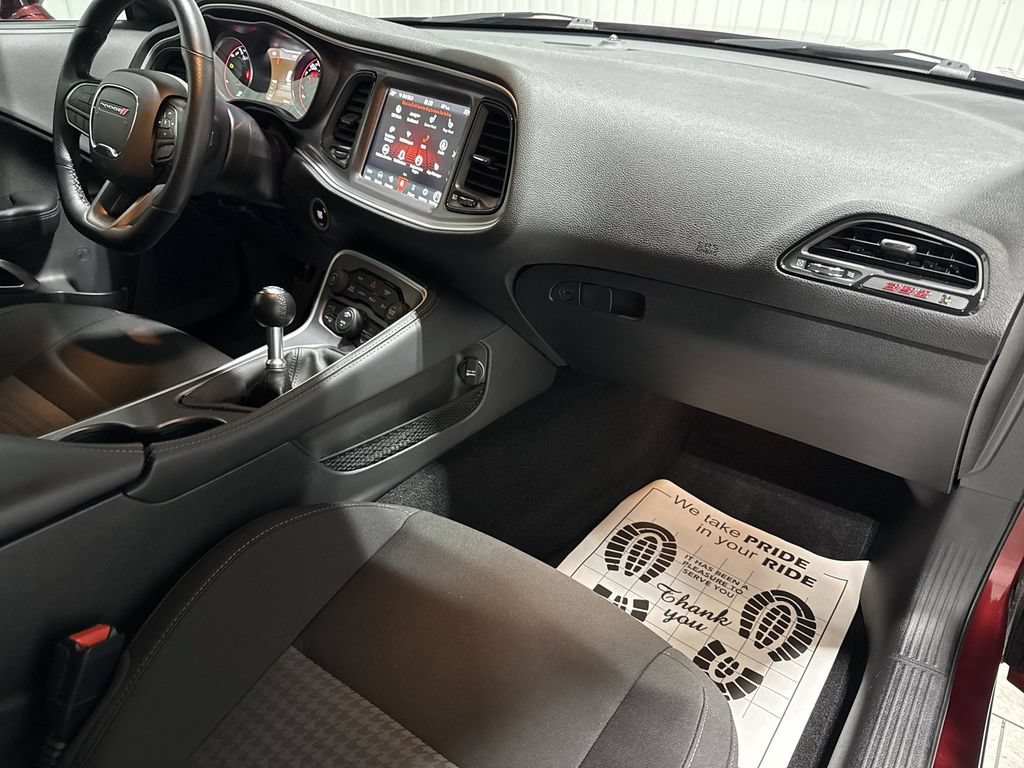 Used 2022 Dodge Challenger R/T Scat Pack RWD image 30