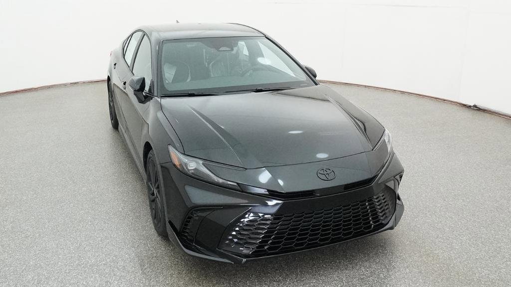 New 2026 Toyota Camry Hybrid FWD image 15