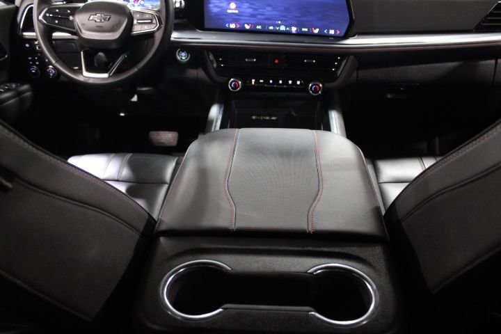 Used 2025 Chevrolet Tahoe RST AWD/4WD image 31