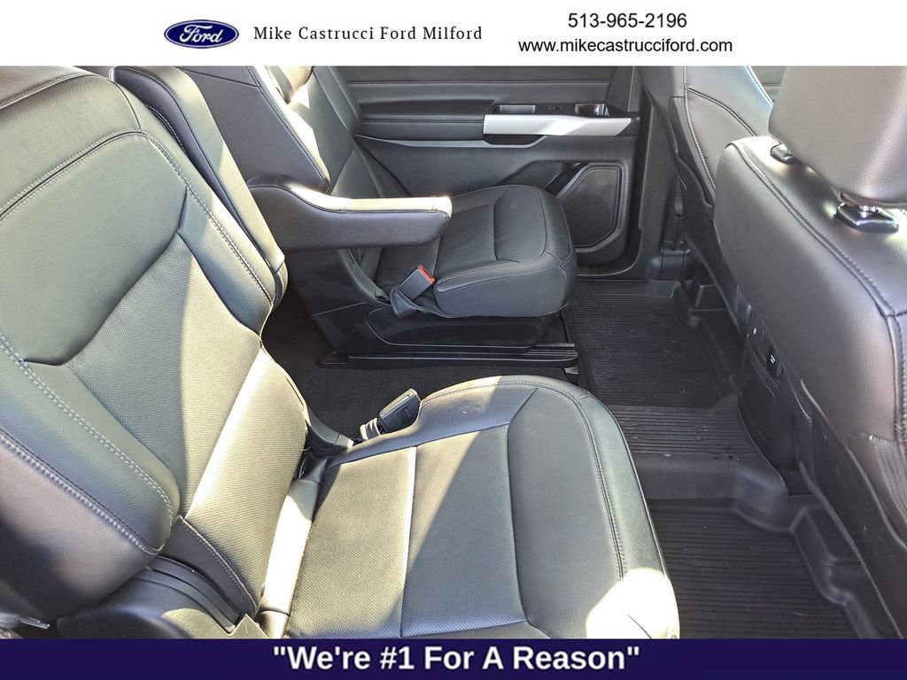 Used 2024 Ford Explorer Limited w/ Limited Technology Package image 28