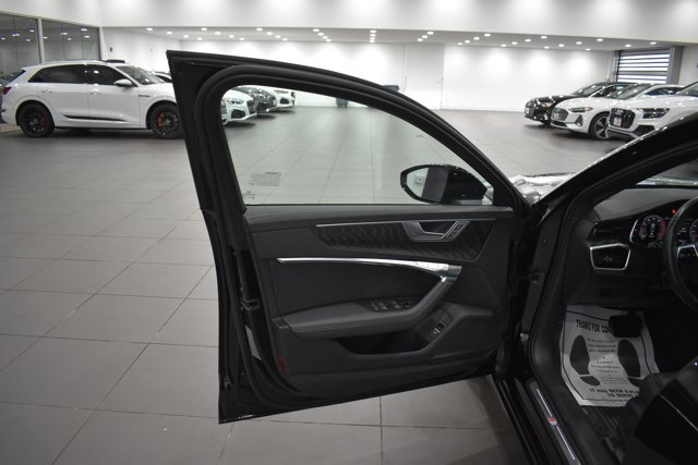 Used 2023 Audi A6 Premium Plus w/ Premium Plus Package AWD/4WD image 9