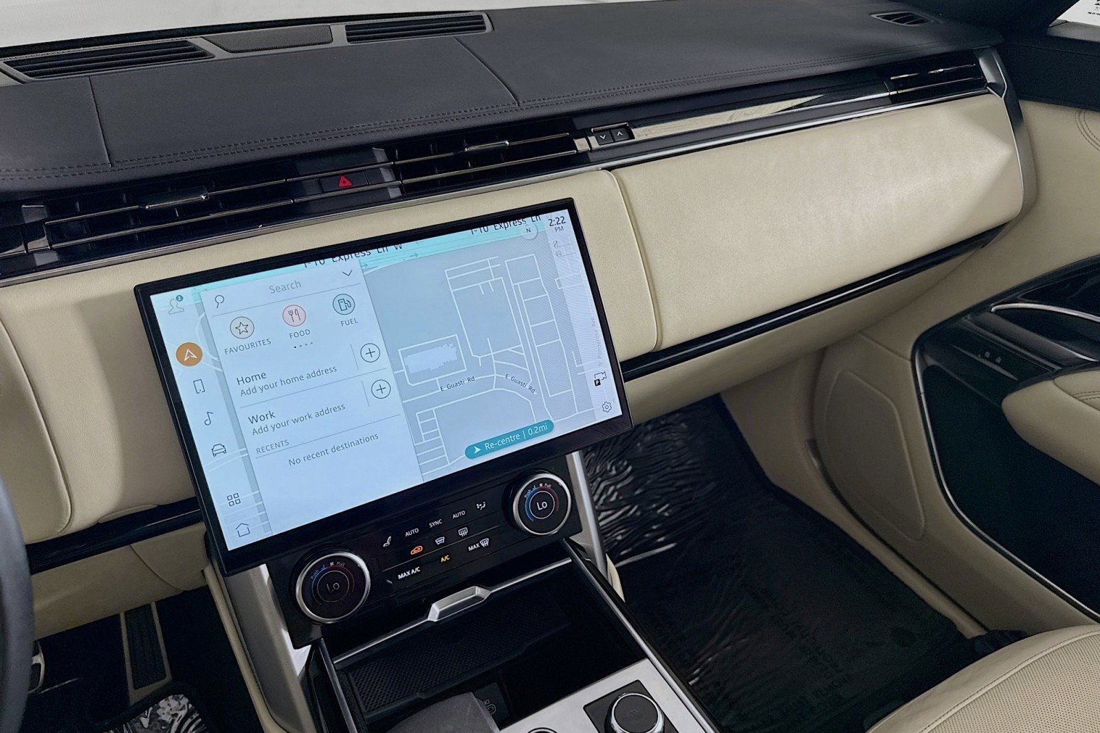 Used 2023 Land Rover Range Rover Long Wheelbase SE image 20