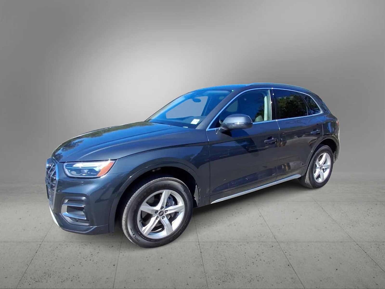 Used 2024 Audi Q5 2.0T Premium AWD/4WD image 4