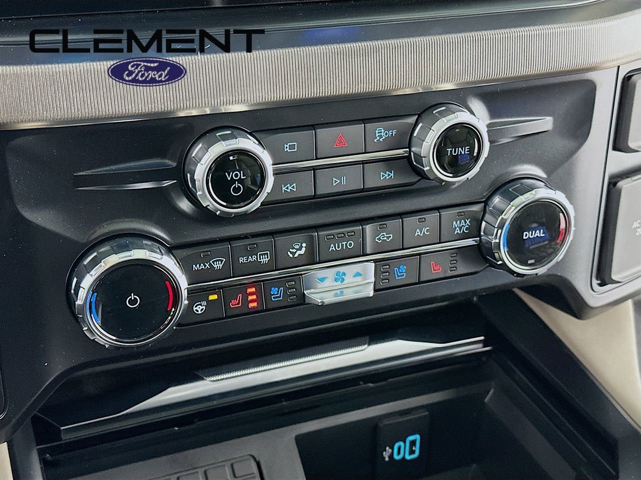 New 2026 Ford F350 Platinum w/ Platinum Plus Package image 22