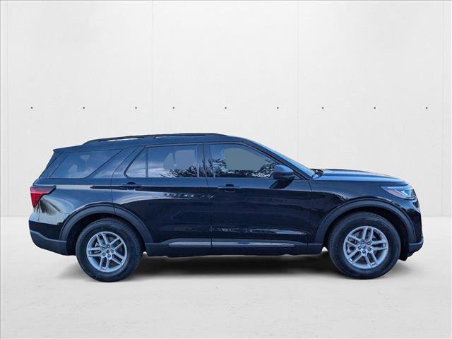 New 2025 Ford Explorer Active image 7