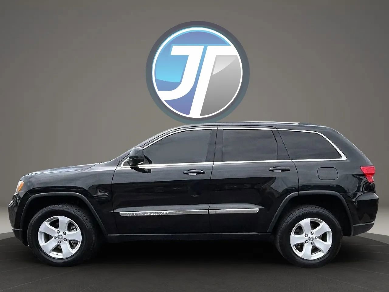 Used 2012 Jeep Grand Cherokee Laredo AWD/4WD image 12