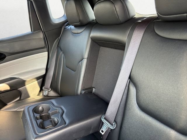 Used 2024 Jeep Compass Limited image 17