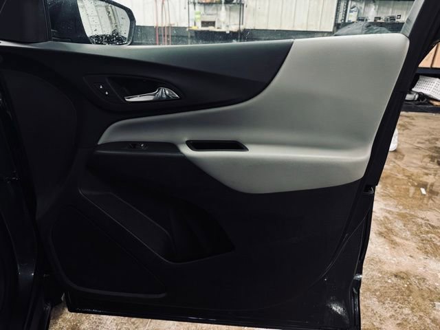 Used 2023 Chevrolet Equinox LT w/ Driver Convenience Package image 15