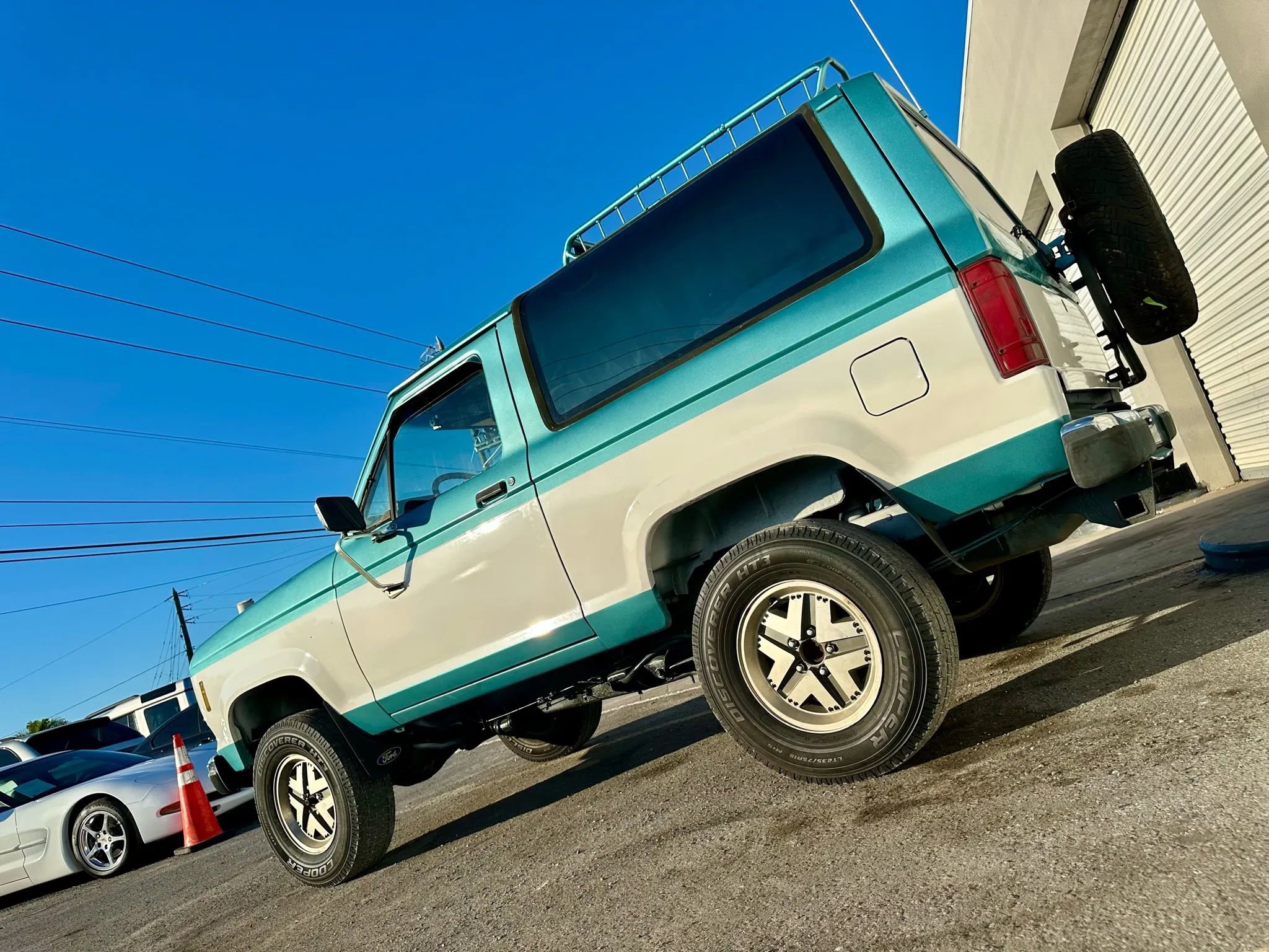 Used 1987 Ford Bronco II 4WD image 4
