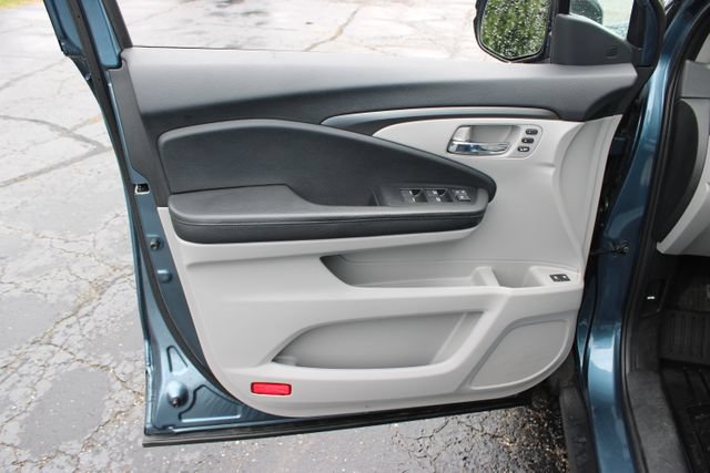 Used 2021 Honda Pilot Special Edition image 7