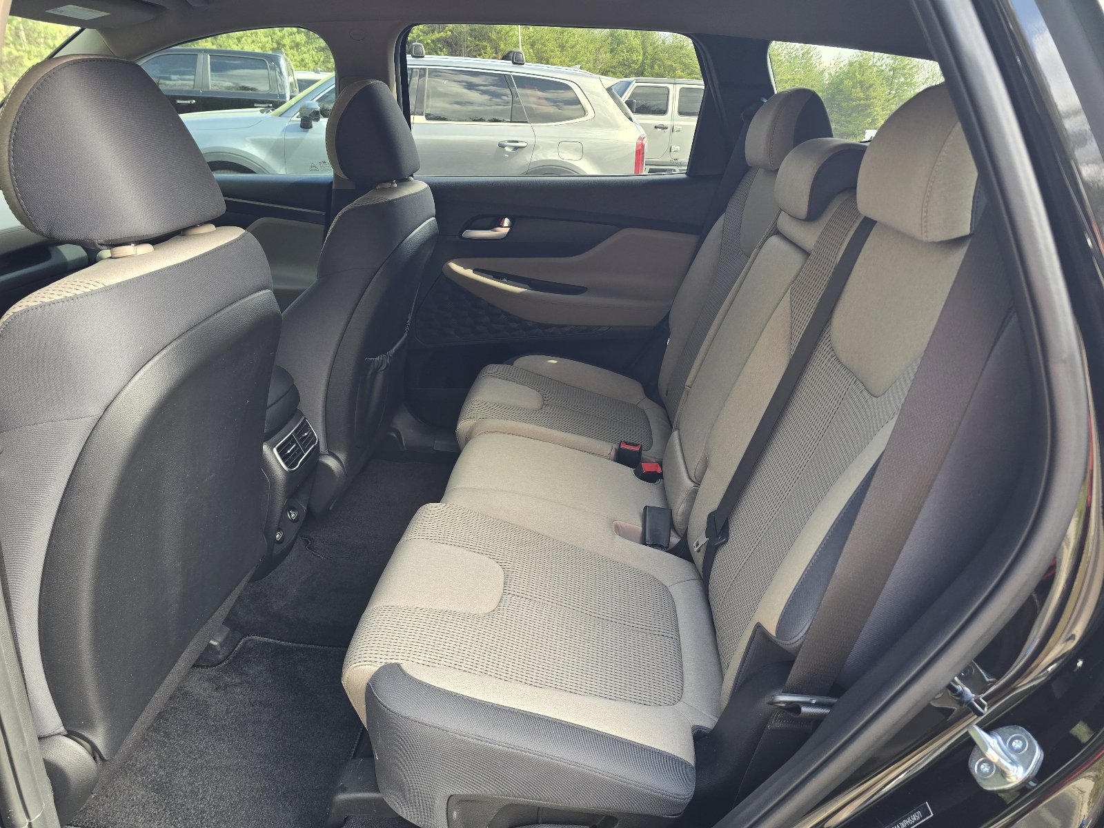 Used 2023 Hyundai Santa Fe SEL image 11
