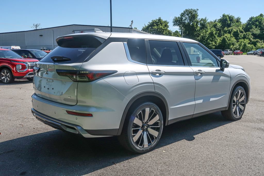 New 2026 Mitsubishi Outlander SE FWD image 9
