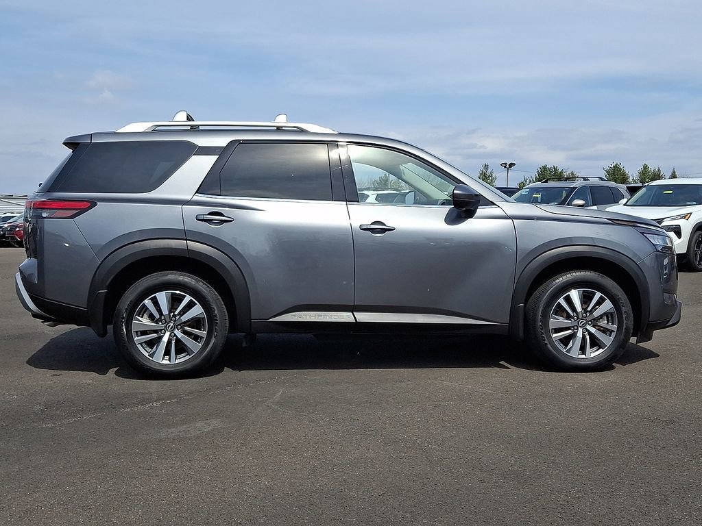 Certified 2023 Nissan Pathfinder SL AWD/4WD image 7