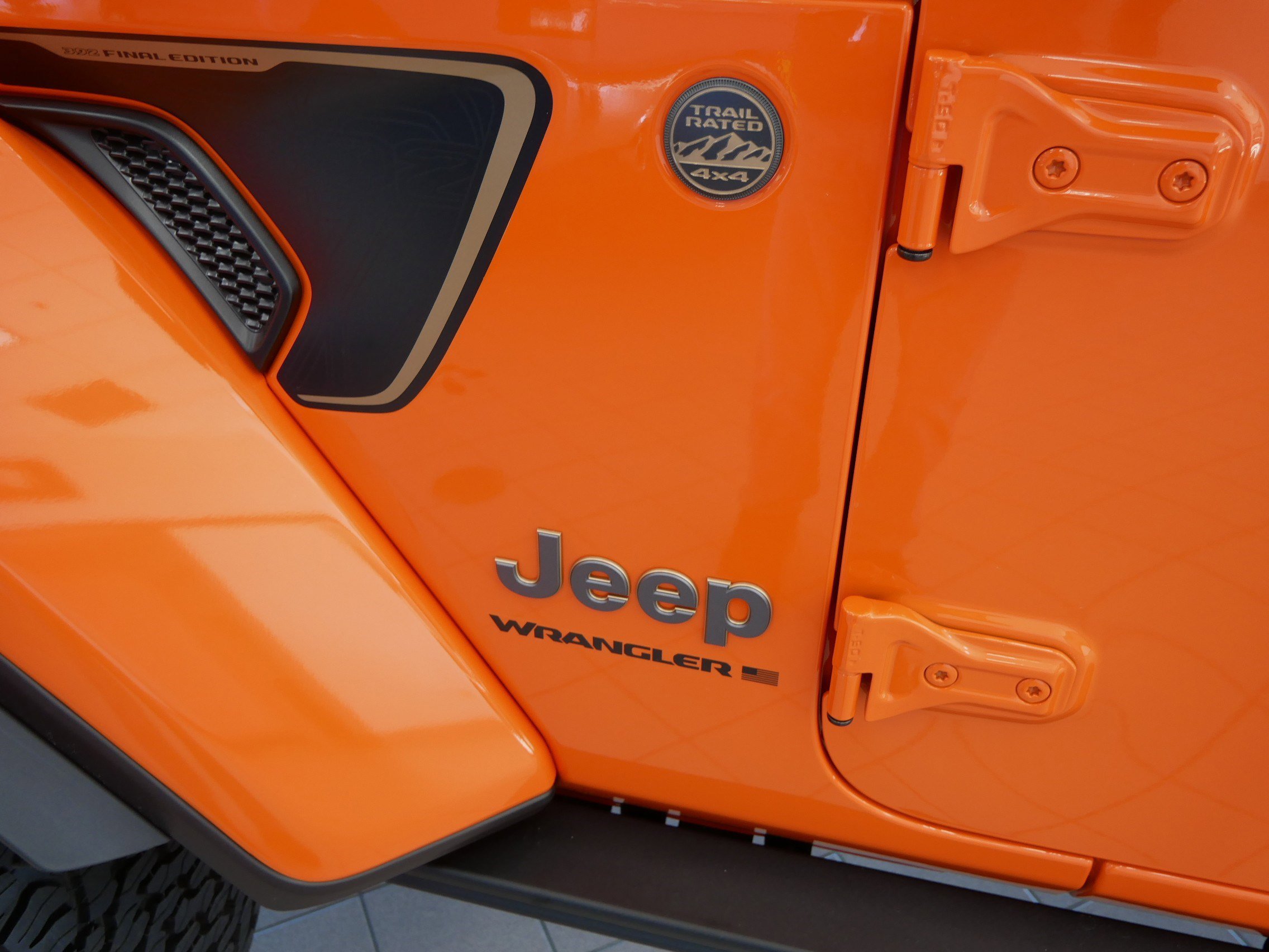 New 2025 Jeep Wrangler Unlimited Rubicon 392 image 8