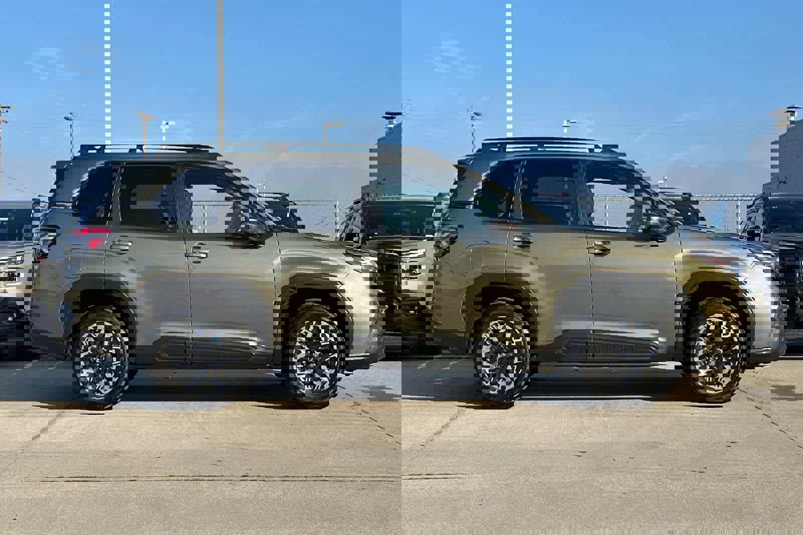 Used 2025 Subaru Forester Premium w/ Convenience Package #1 image 2