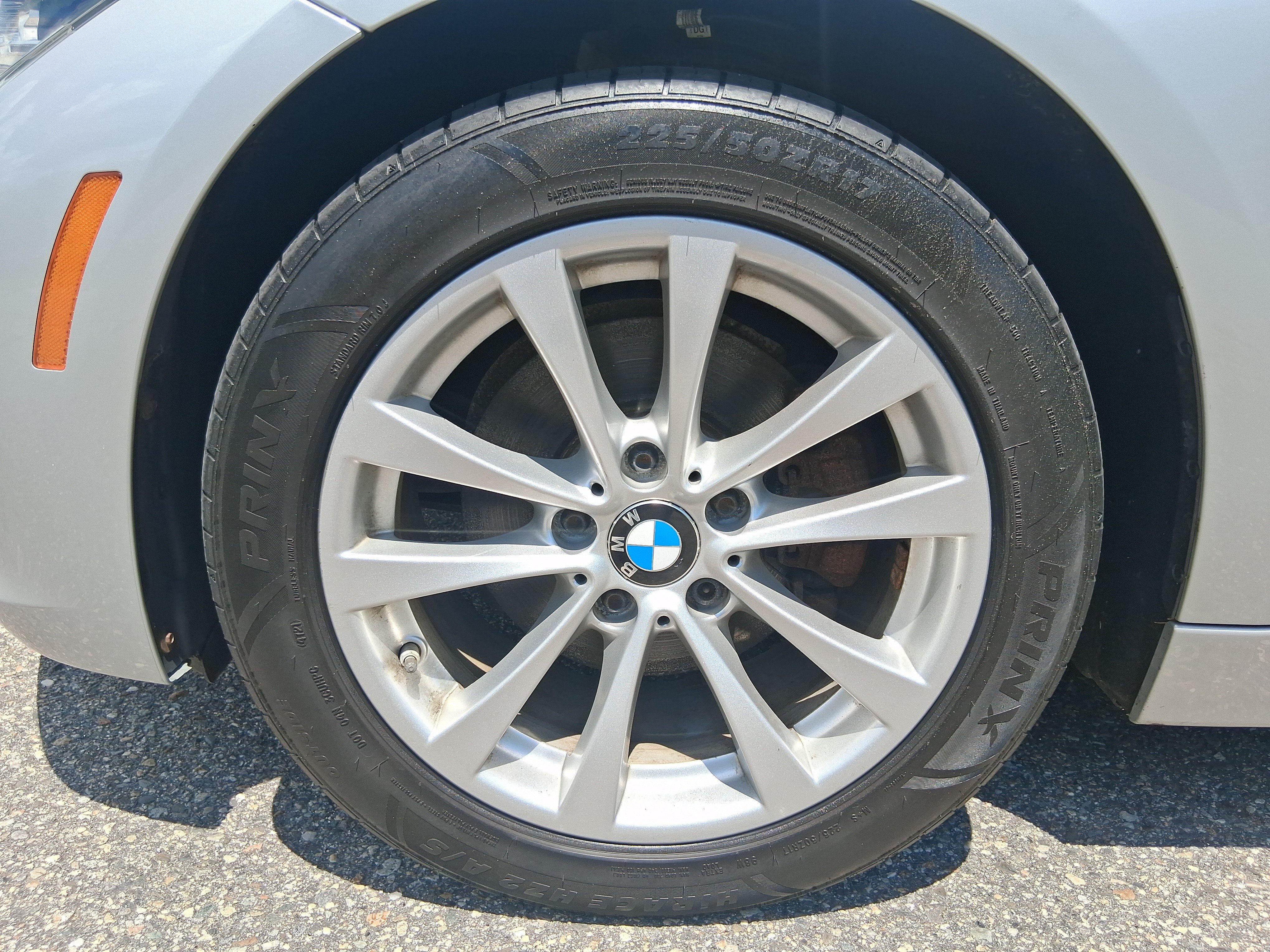 Used 2018 BMW 320i xDrive Sedan AWD/4WD image 12