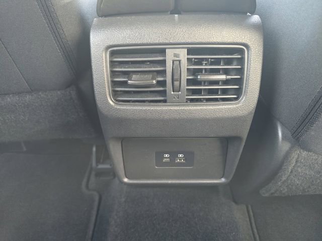 Used 2022 Nissan Rogue SV FWD image 26