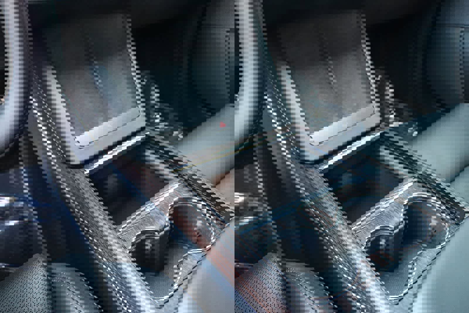 Used 2022 Tesla Model S image 20