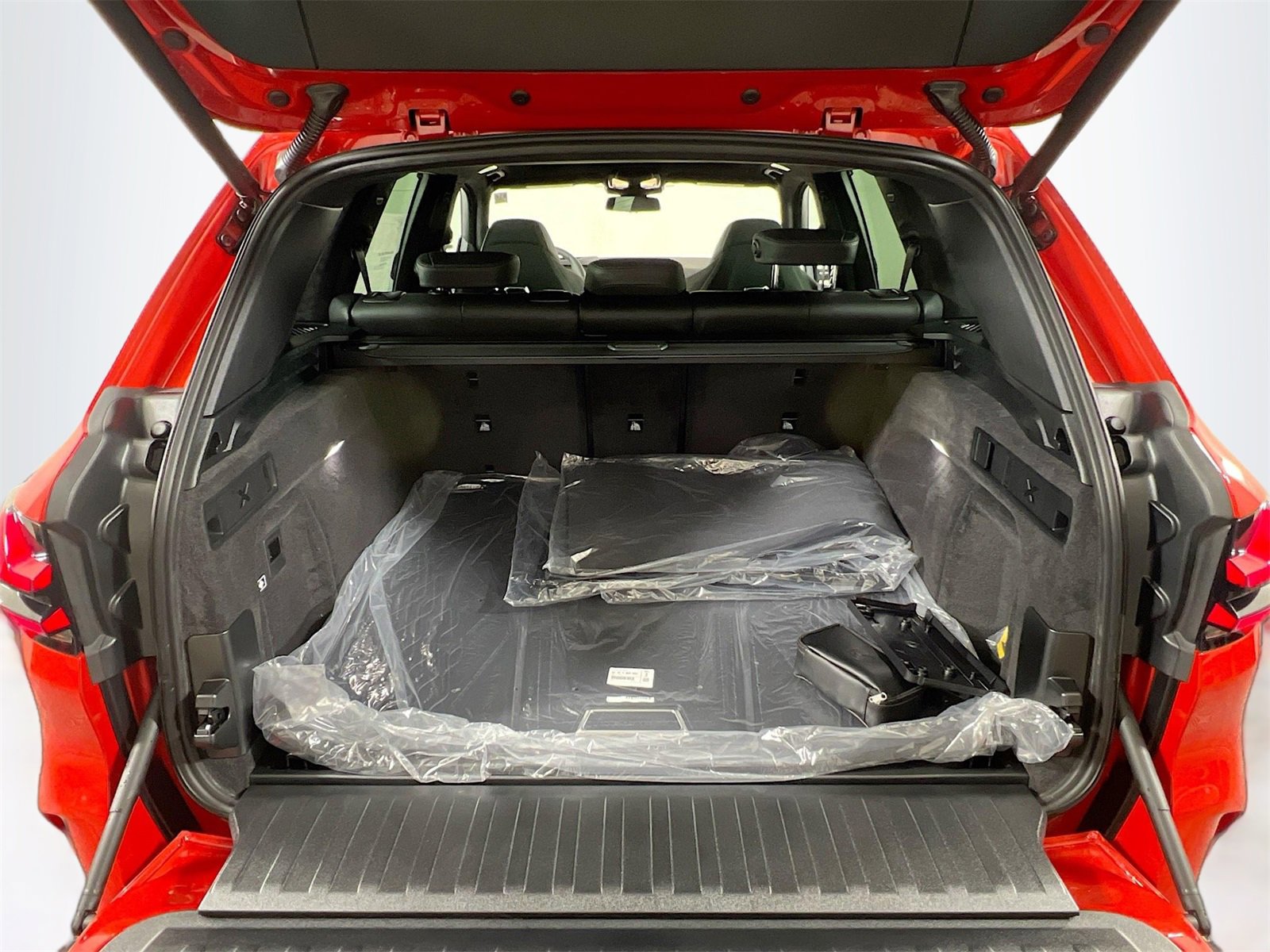 New 2026 BMW X5 M Competition w/ Executive Package image 28