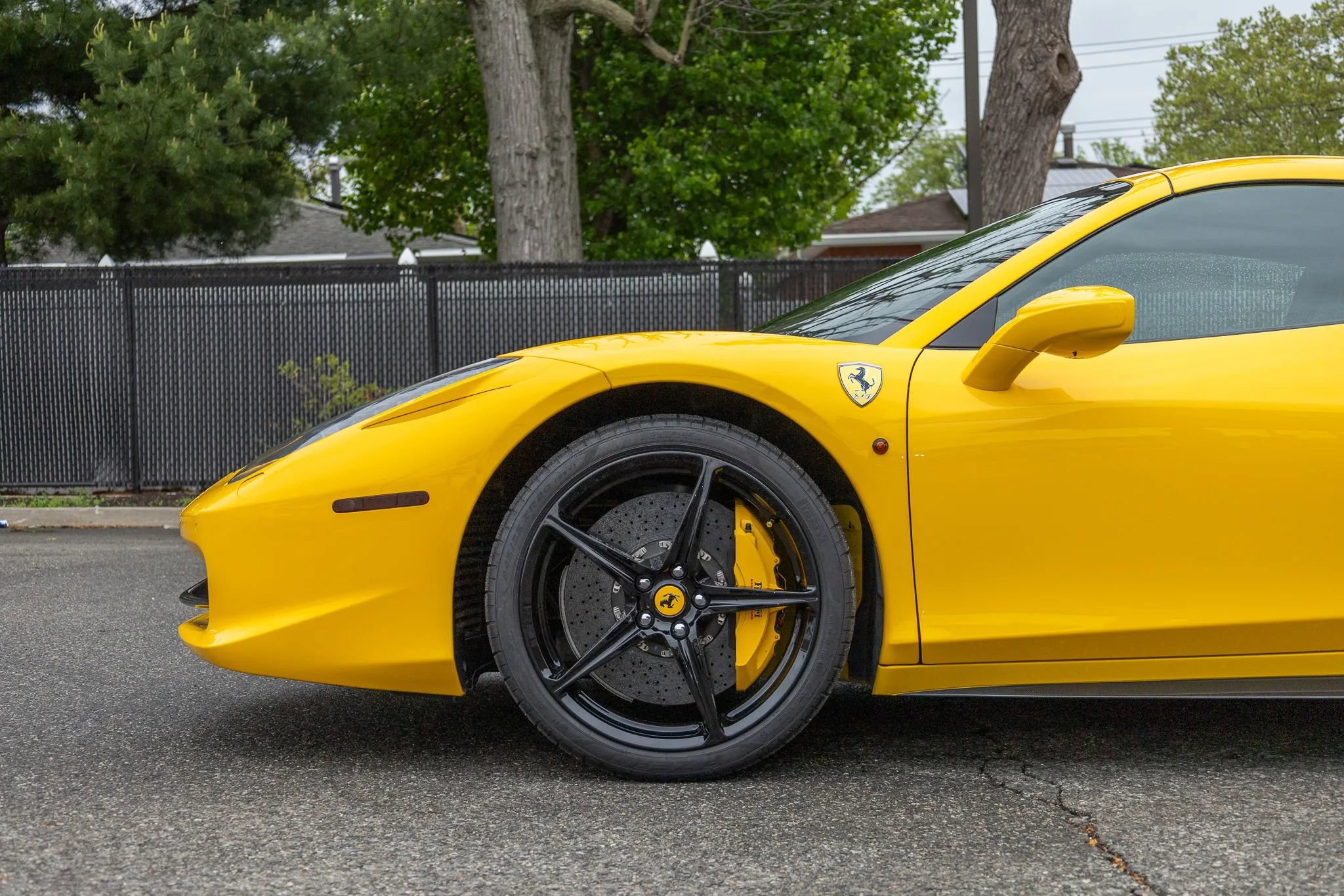 Used 2013 Ferrari 458 Spider RWD image 28