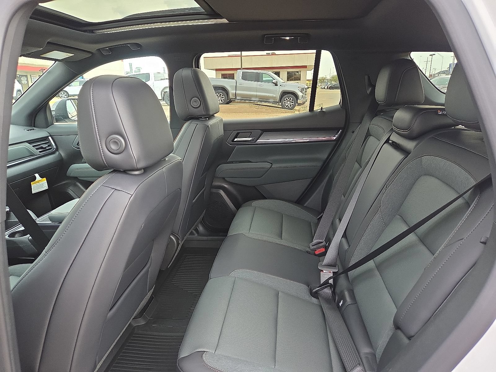 New 2027 GMC Terrain AT4 w/ Convenience Package III AWD/4WD image 9